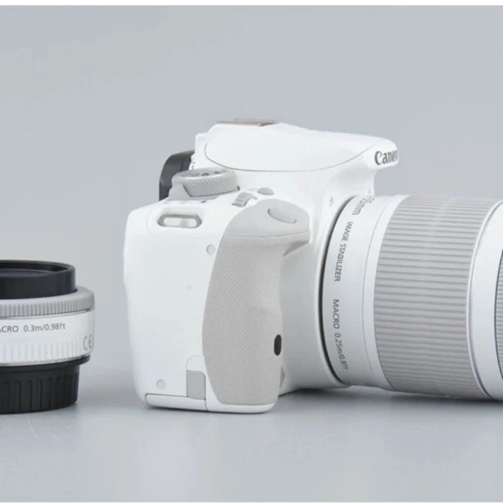 Canon White Digital Camera with Modern Design